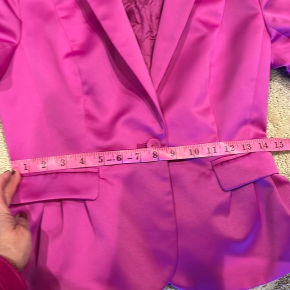 Boston Proper Power Blazer in Size XS - Picture 10 of 16